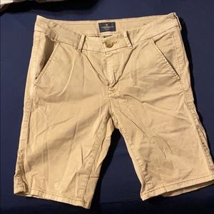 American Eagle khaki Bermuda shorts